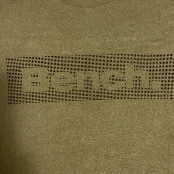 Bench T-Shirt - Picture 2 of 5